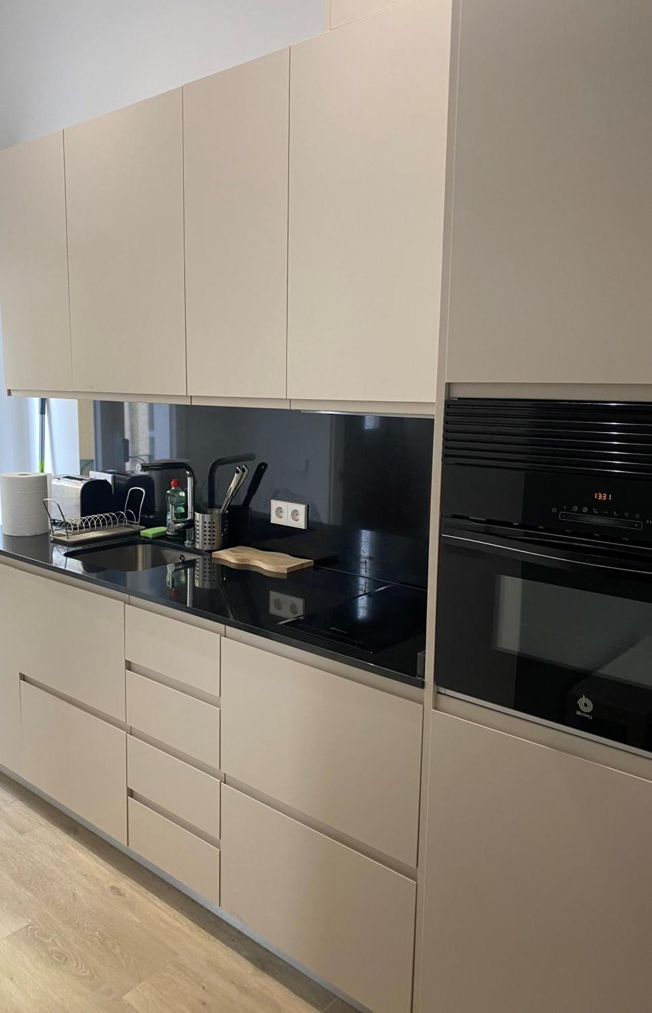 Cerca Del Estadio Santiago Bernabeu Apartamento *